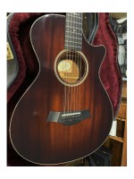 Taylor 562CE 12-FRET